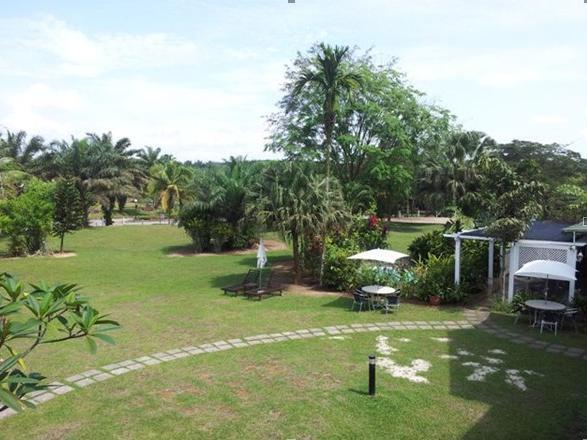 Riders Resort Kulai Luaran gambar
